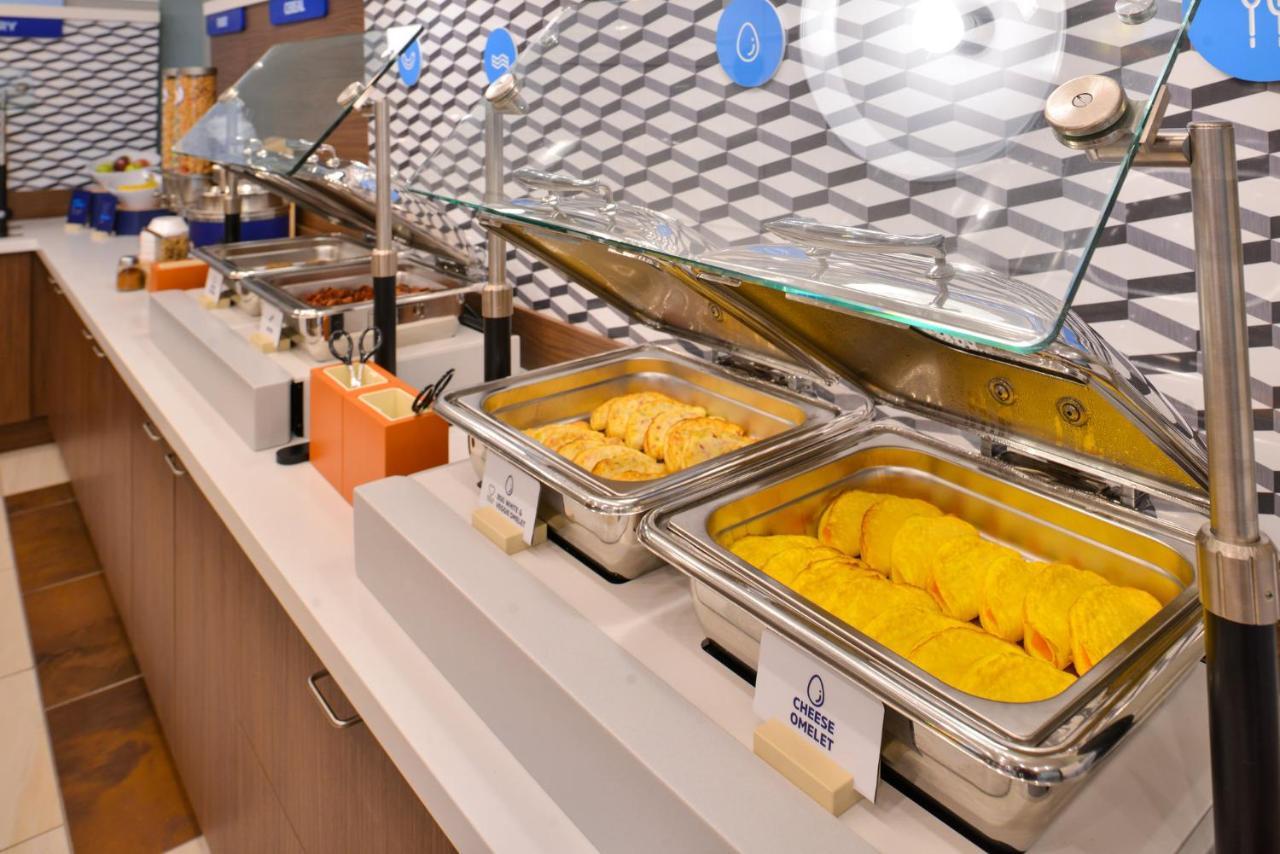 Holiday Inn Express & Suites Muskegon - Grand Haven By Ihg Extérieur photo