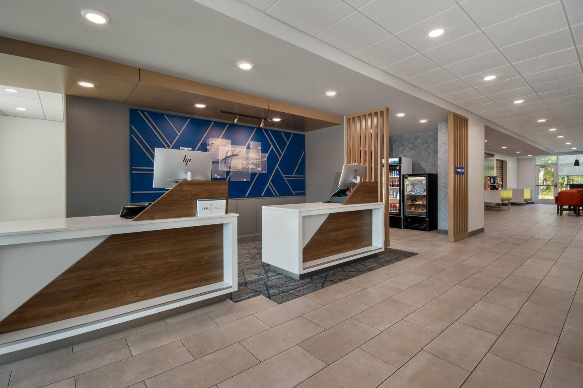 Holiday Inn Express & Suites Muskegon - Grand Haven By Ihg Extérieur photo